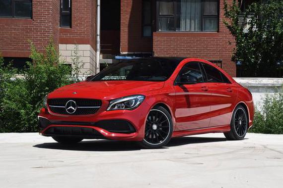 漂亮的外观却配手动空调，花30多万买它真的值吗？