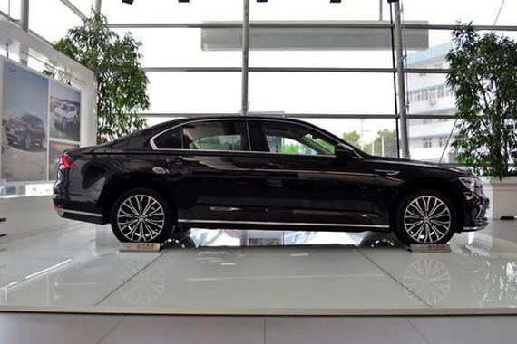 大众只有这款车才能配得上《我的前半生》里的贺涵！