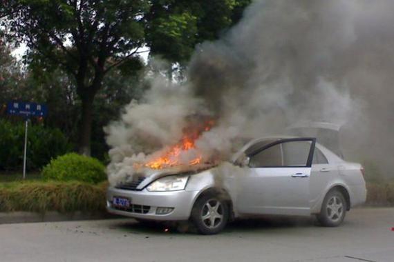 夏季用车谨记这8条，否则汽车1年老5岁