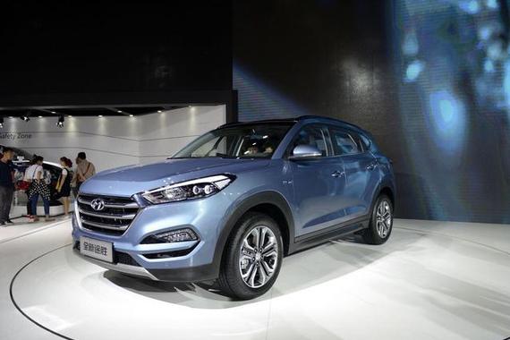 伊兰特8万，K5仅售11万，难怪韩国人不开外国车