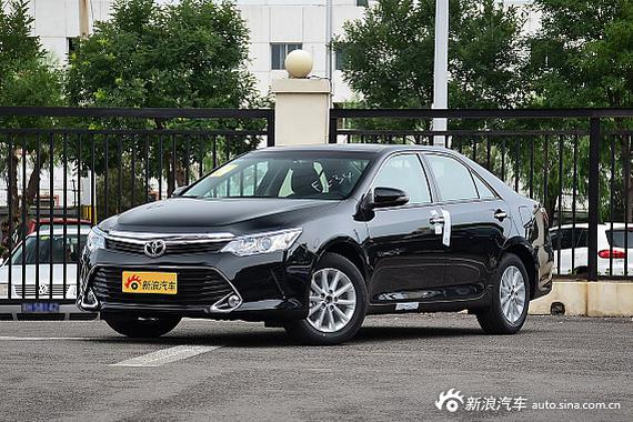 比迈腾省油，全系直降2.7万，凯美瑞买哪款划算？