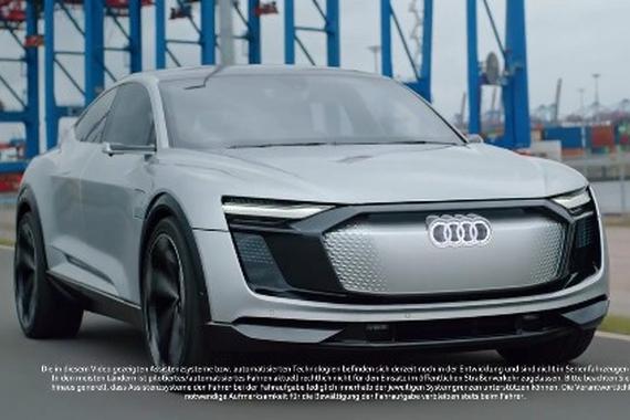 视频：未来的奥迪！闭着眼睛也能开车