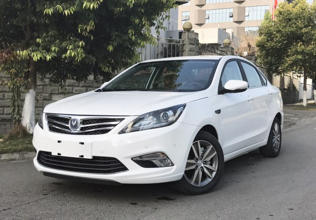 长安凌轩自动挡9月上市\/逸动明年换代