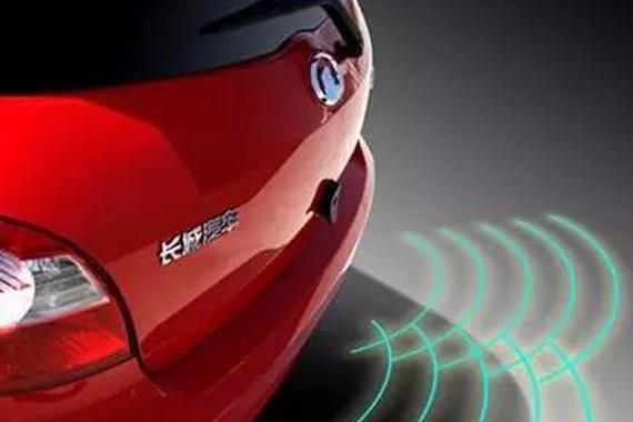 倒车雷达和倒车影像到底怎么选？耳朵和眼睛谁更重要