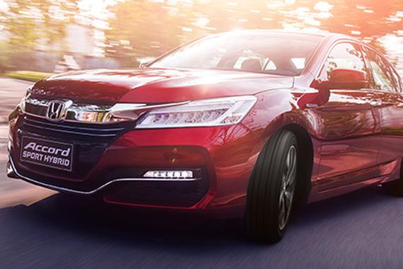 这混动车，8秒破百油耗4.2升，一箱油能跑1500公里