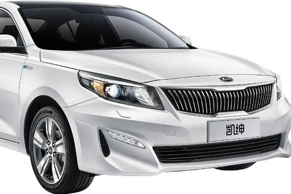 成都车展亮相 新款起亚K4将更名凯绅