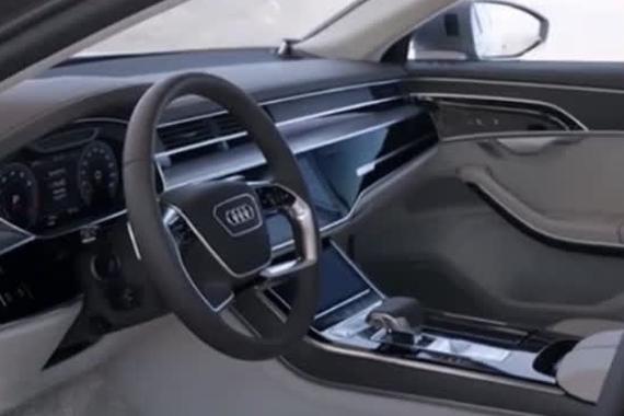 视频：全新奥迪A8的中控台能玩一年！