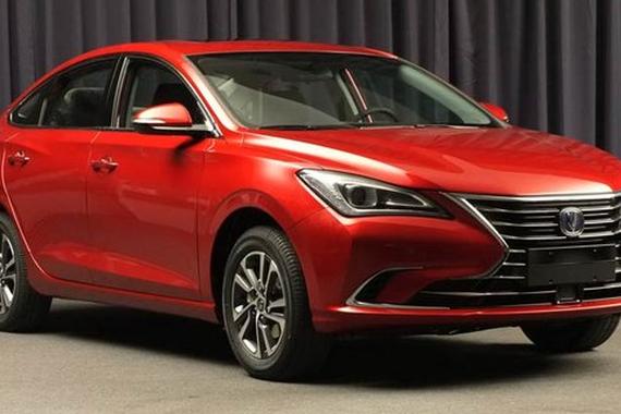 长安全新一代逸动实车照片曝光 外观造型大变