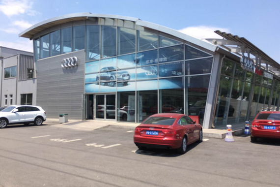 奥宝奔“三英”决战紫禁城 豪车市场战狼隐现