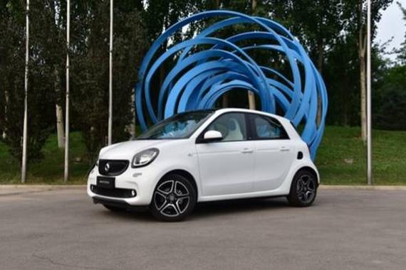 smart Forfour真如其名可以坐4个人吗