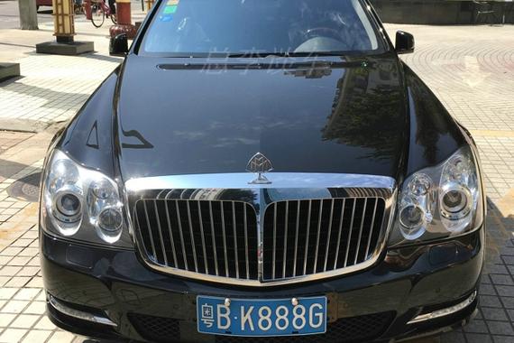 深圳的迈巴赫真不少，虽超过6米，但多为蓝牌，黄牌仅有3辆