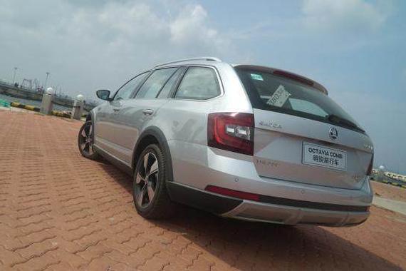 SUV的空间，轿车的操控，带着“大众”光环的旅行车