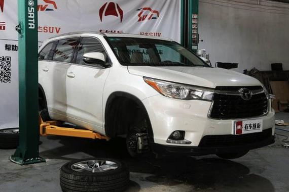 上市2.5年还在加价大7座SUV，底盘表现如何？