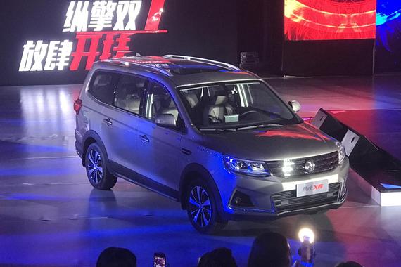 东风风行景逸X5/X6上市 8.49万起