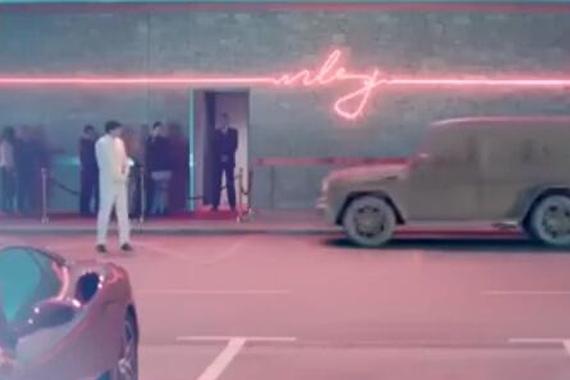 奔驰大G宣传片:“修女“也疯狂！