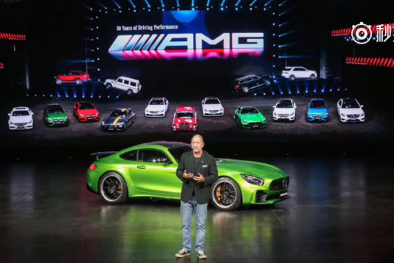 视频：发布会现场简聊奔驰全新高性能车AMG 43系列！