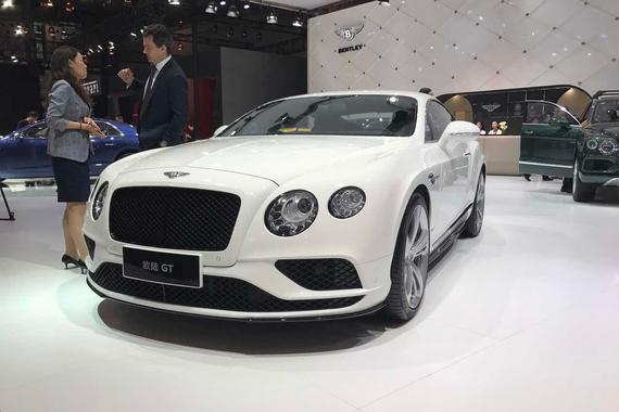 2017成都车展：欧陆GT炫黑套件版亮相