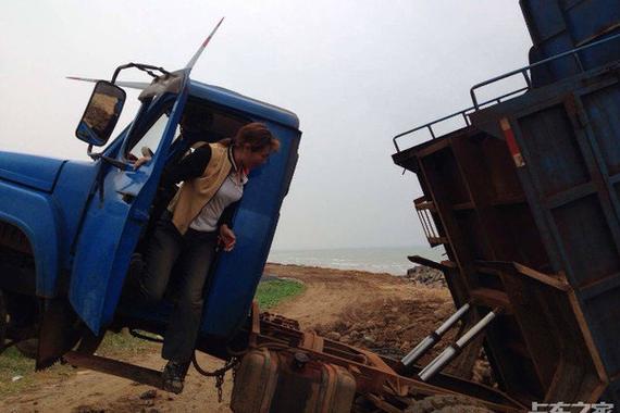 今生能成为卡车司机的妻子，我很骄傲