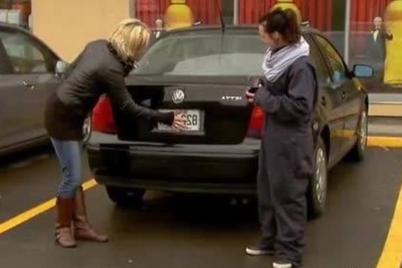 视频：车主看到爱车被偷 结果竟然是这样！