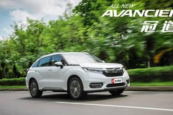 日系中用料最厚道的SUV，公路、越野性能出乎意料