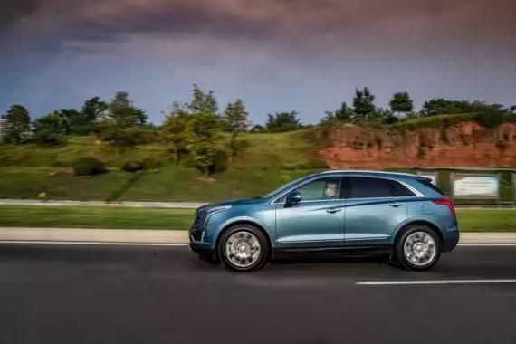 稳站前三的凯迪拉克XT5如何进一步？答案来自轻混动