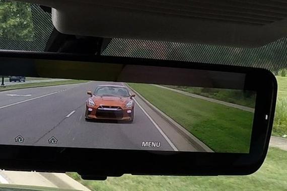 日产展示智能后视镜 2018款Armada试水