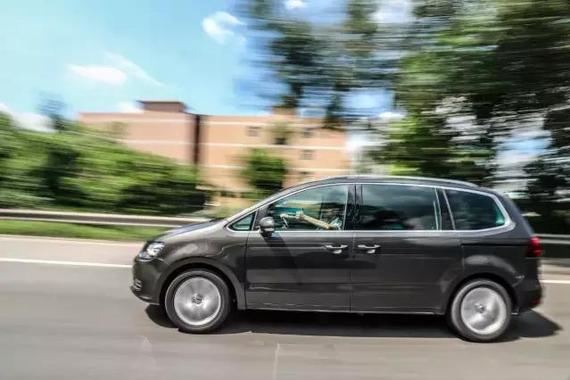 GL8、奥德赛不放眼里，这车会成为开学后的爆款？