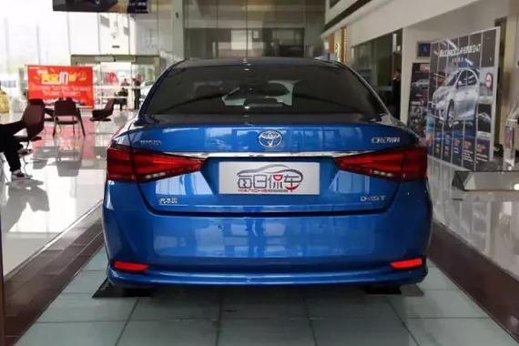 别苦等奔驰C级了，买这车还可以省下一笔保养费