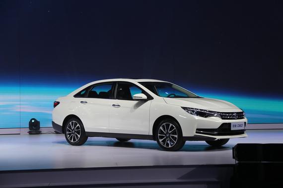 启辰D60预售7-11万元 启用全新品牌LOGO