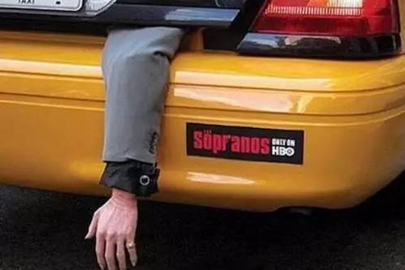 这样的汽车行为艺术，看到第几个你害怕了？