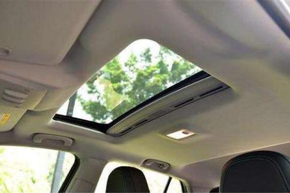 别让你的汽车天窗成为装饰，这五种功能十分实用