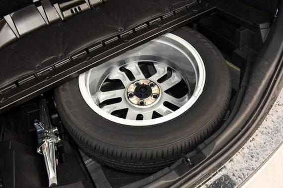 为何都爱买丰田车？也许后备箱能给你答案！