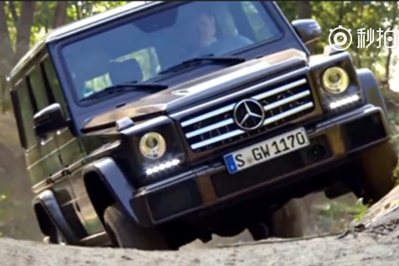 视频：丰田陆巡VS奔驰大G，越野能力谁更强？