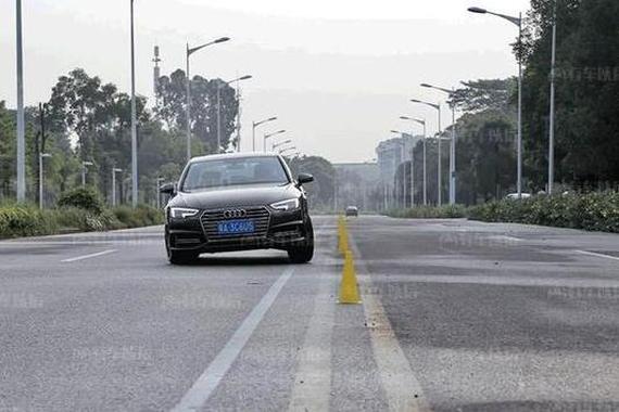 6秒破百！这台30来万的德系豪华四门轿车，性能怎样