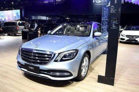 奔驰新款S级家族今晚上市 液晶屏幕是iPhone X的4倍