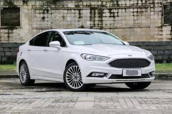 别等第十代雅阁了 这车颜值更高 操控胜迈腾