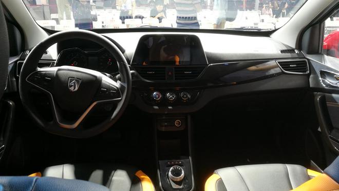 宝骏310自动挡上市 售5.18-6.08万元