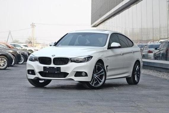 宝马GT神车来袭，完爆奥迪A5，后座放倒就是一张床！