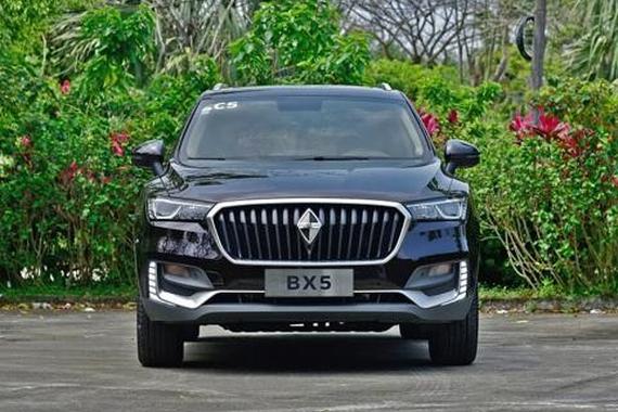 新宝沃BX5 一台动力充沛价格适中的合资车