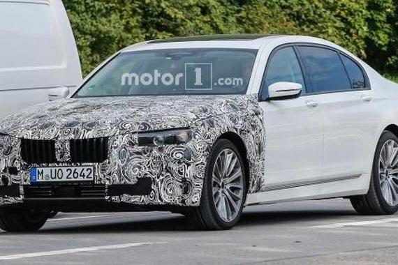 外观小升级/2018年初亮相 新款宝马7系谍照曝光