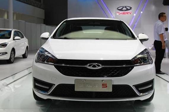 起售5万还配备涡轮增压，空间还不小，家用就选它