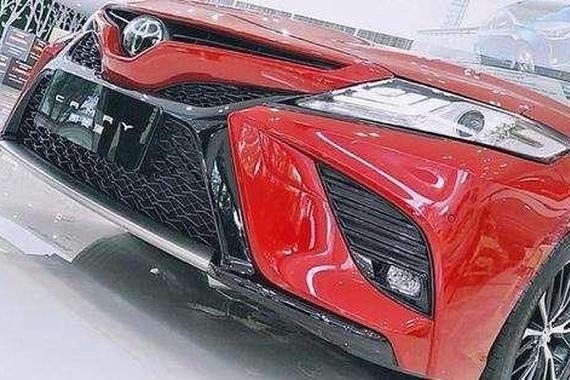 全新凯美瑞新车：比上一代多了太多配置，售价还是17万