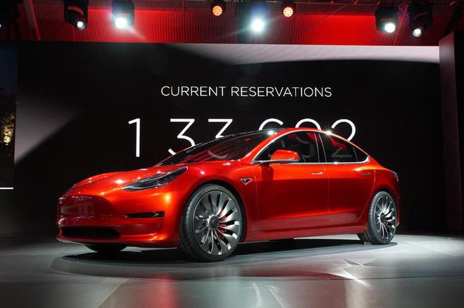 特斯拉Model 3四季度交付量预计减少一半