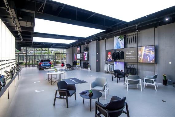 打造沉浸式感官体验 领克空间诠释新都市美学