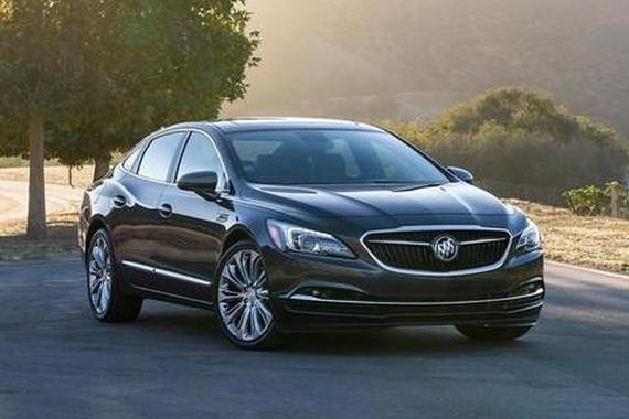 外观不输宝马，性能出众，配置堪比豪车，价格还不高！