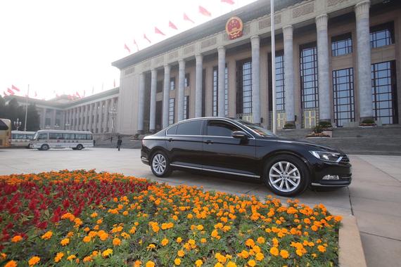 再担重任！400辆迈腾圆满服务十九大