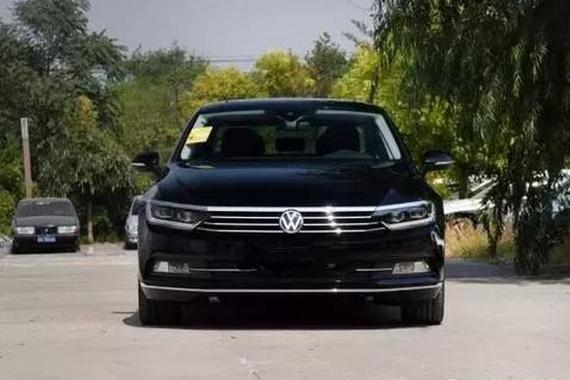 雅阁PK迈腾，9月两款热销B级车,到底买哪款更值！