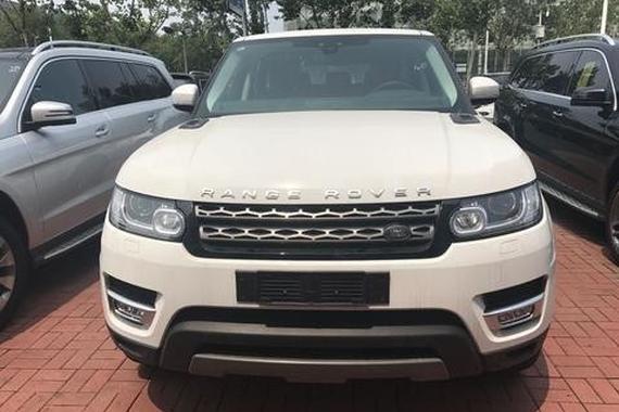 17款路虎揽胜运动版 独创涉水感应功能冲劲十足