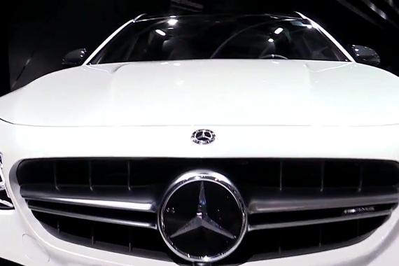 视频：2018款奔驰AMG E63白色旅行车 外观内饰