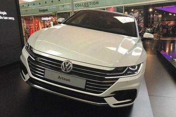 大众全新CC实拍, 颜值爆表不输豪车, 即将成为下个爆款